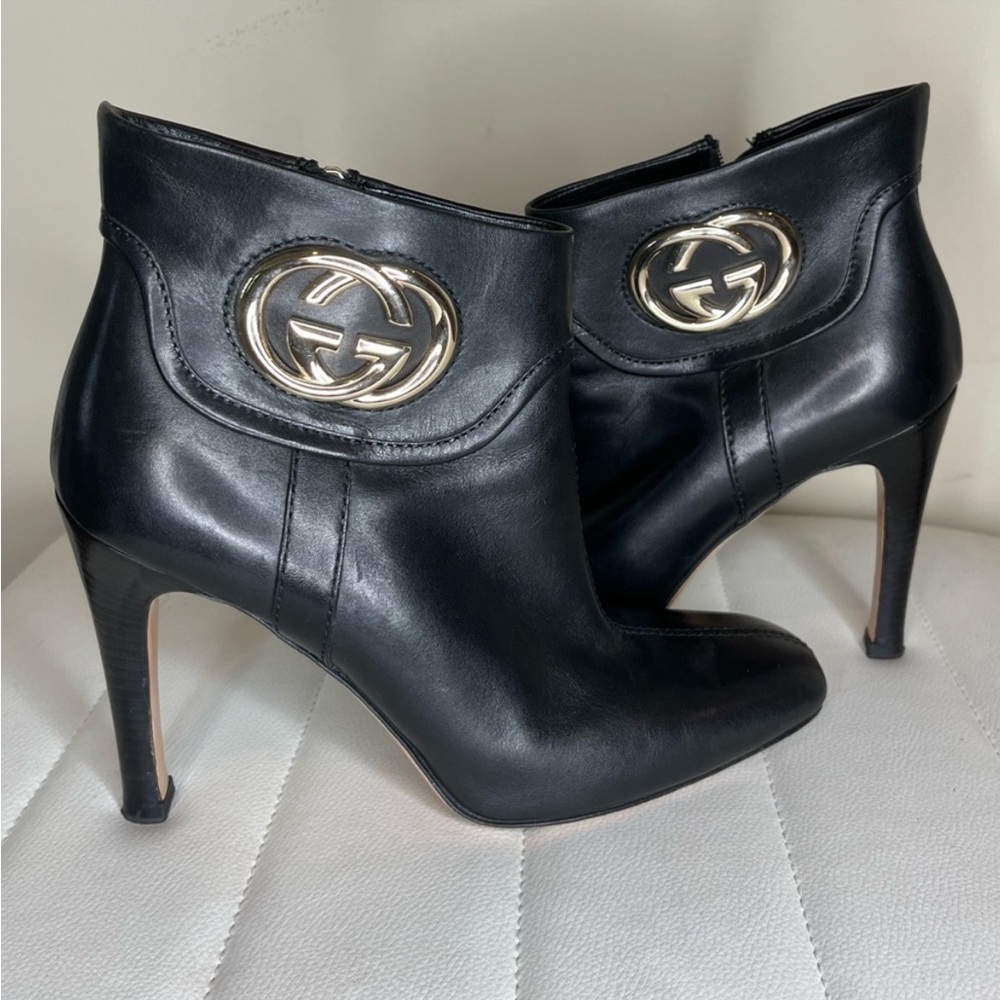 Gucci GG logo Black Leather Booties/Boots
